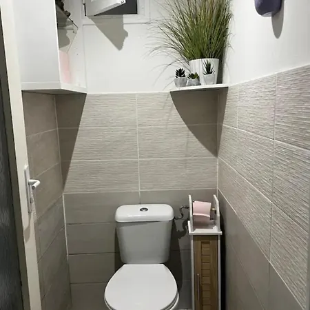 Chez Mani *